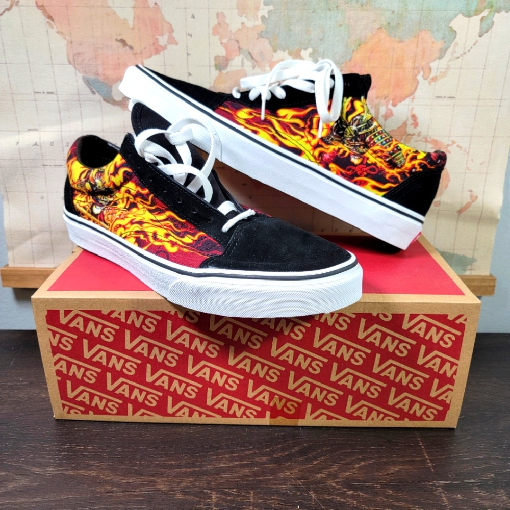 BRAND NEW VANS Old Skool 'Samurai Rising' Men's Size 11.0 - Picture 1 of 7